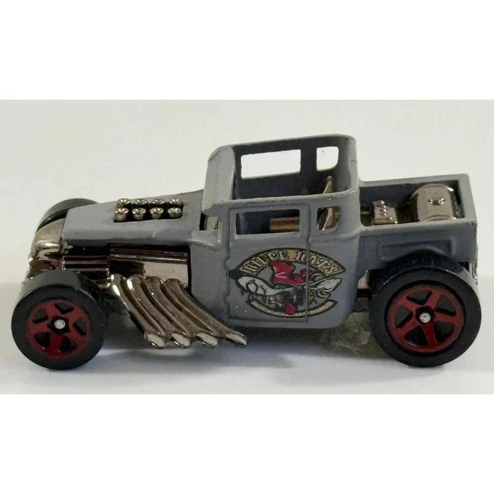 Hot Wheels Bone Shaker Kids 1:64 Grey Billy Rats Skull Hot Rod Truck